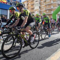 Intentan sabotear la Vuelta a Andalucía: rociaron con aceite un tramo del recorrido