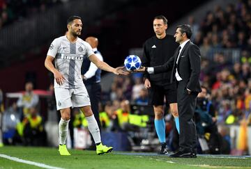 Ernesto Valverde y Danilo D'Ambrosio.