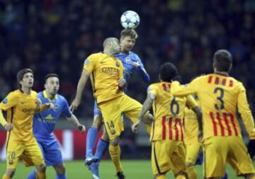 Javier Mascherano y Volodko.