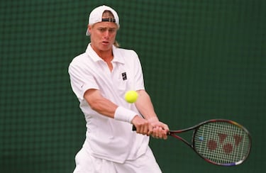 El controvertido aussie (Adelaida, 1981), el que fuera una auténtica pesadilla para España en la Copa Davis, por su carácter peleón y retador, es todavía el ex número uno más joven: 20 años, 8 meses y 23 días en 2001. También el más joven al final del año: 20 años, 10 y 7 días en 2001. 