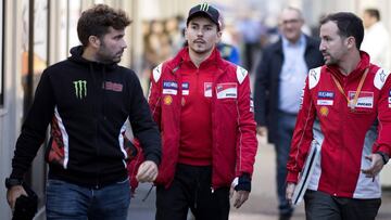 MOTEGI, JAPAN - OCTOBER 19:  Jorge Lorenzo of Spain and Ducati Team (center) walks in the paddock during the MotoGP of Japan - Free Practice at Twin Ring Motegi on October 19, 2018 in Motegi, Japan.  (Photo by Mirco Lazzari gp/Getty Images)