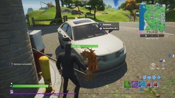 Podemos repostar el coche usando las gasolineras que hay por toda la isla