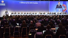 Ceferin se dirige al Congreso de la UEFA.