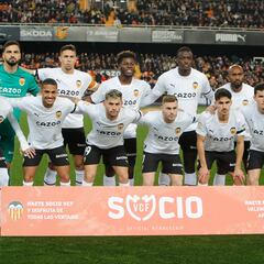 Al Valencia se le tuercen los patrocinios