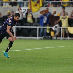 Néstor Araujo se conmueve y llora tras el triunfo del América en la Campeones Cup