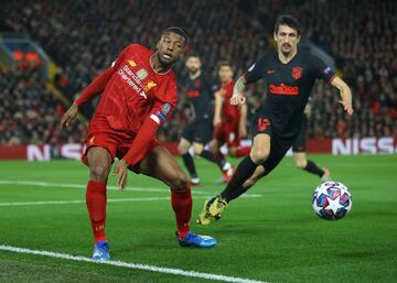 Georginio Wijnaldum y Stefan Savic.