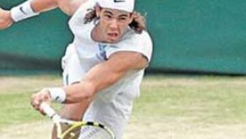 <b>SUPERVIVIENTE. </b>Rafa Nadal dio la vuelta a un partido que tenía cuesta arriba tras perder los dos primeros sets ante el ruso Mikhail Youznhy.