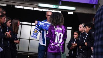 Homenaje a Sofía Oliva en Zorrilla.