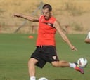 Negredo se entrena hasta tres veces al día para volver a tope