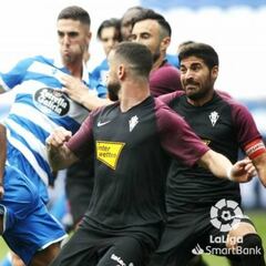 Deportivo y Sporting olvidan el gol en un duelo frenético