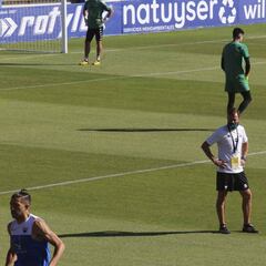 Seis bajas en la primera convocatoria del Extremadura