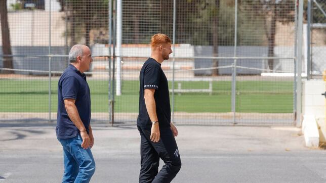 Caufriez, fichado: un amante del fútbol sala y primo de Amallah