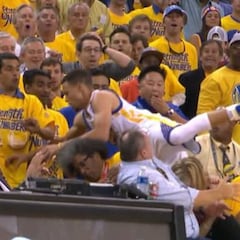 ¿Se te cae encima Curry? Pues te pones hacer unas fotos