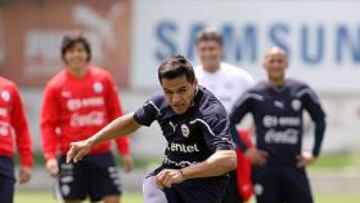 <b>ESTA VEZ, EL ADUCTOR. </b>Alexis notó unas molestias y finalmente no jugó un solo minuto.