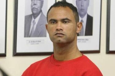 Uproar as Brazilian goalkeeper convicted of murder returns