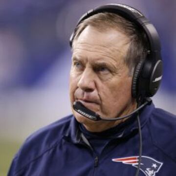 Bill Belichick head coach de New England Patriots.