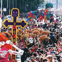 OPS avala desfile de Día de Muertos; advierte repunte de contagios