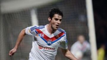 PRETENDIDO. Gourcuff, en un partido con el Lyon.