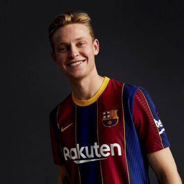 El Barça presenta la nueva equipación para la 20/21