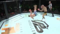 El KO que va para top del año: ¡durísima patada giratoria!