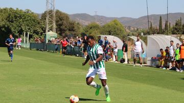 Marcelo Timorán, en partido de esta temporada contra la Balona en Tercera División