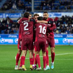 Los viejos rockeros meten al Sevilla en cuartos