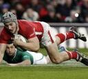 Jonathan Davies vuelve a Gales para la batalla de Twickenham