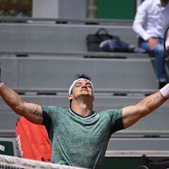 Gustavo Fernández aplasta al número 1 en Roland Garros