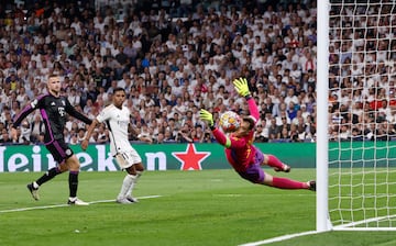 Manuel Neuer durante la vuelta del Real Madrid-Bayern