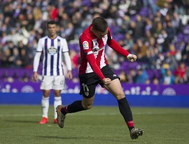 Córdoba, en la última jugada del encuentro ante el Valladolid (1-4), subió a las cercanías del área. Salisu, en un intento de despejar el balón lo dejó muerto en la frontal del área, hecho que aprovechó Córdoba para marcar con un potente derechazo. Era el primer partido de Liga del Athletic de Gaizka Garitano en el que se marcaron cuatro goles.