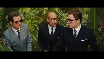 Merlin (Mark Strong), el genio técnico detrás de los Kingsman, siempre trabajó desde las sombras, protegiendo a sus agentes sin pedir nada a cambio. Cuando todo se desmorona, decide sacrificarse, cambiando su posición con Eggsy (Taron Egerton), el protagonista de la cinta, que había pisado una mina. Su muerte, inesperada y valiente, muestra que los héroes no siempre llevan capa: a veces llevan traje elegante y cantan. 
