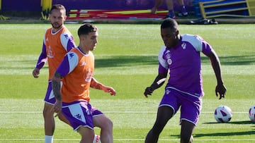 Valladolid. 10/10/2023. Entrenamiento Real Valladolid.
Ivan Sanchez, Montiel y Cedric
Photogenic/Miguel Ángel Santos