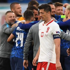 Palos a Lewandowski y Szczesny: "Un completo fracaso"