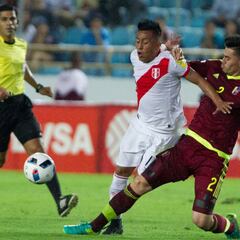 Venezuela no aprovecha la ventaja y Perú saca un punto