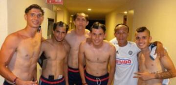 Los nuevos integrantes de 'las Chivas' lucieron estos peinados.