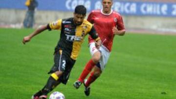 La lluvia también acompañó el clásico.