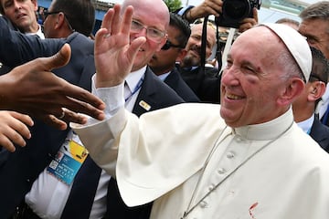 El Papa Francisco recorrió Bogotá, Villavicencio, Medellín y Cartagena con su mensaje de paz y reconciliación. Una visita emotiva para practicantes y no creyentes.