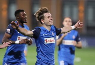 Félix Garreta sale de la UCI