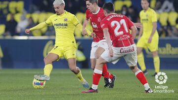 Resumen y goles del Villarreal B vs Racing , jornada 28 de la Liga SmartBank