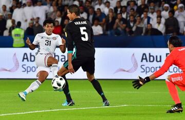 Romarinho makes it 1-0 for Al Jazira.