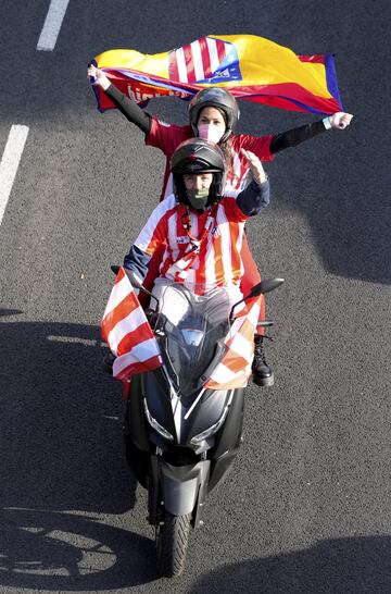 La gran caravana rojiblanca en imágenes