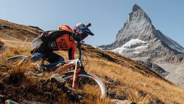 Greg Callaghan, piloto de MTB durante una prueba de las Enduro World Series, EWS