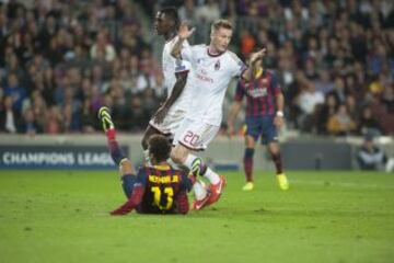 Abate le hace penalti a Neymar.