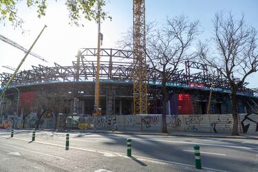 Este es el estado de las obras del nuevo Camp Nou a día de hoy. Las obras continúan con un ritmo frenético para cumplir los plazos y estar listo para la fecha prevista.