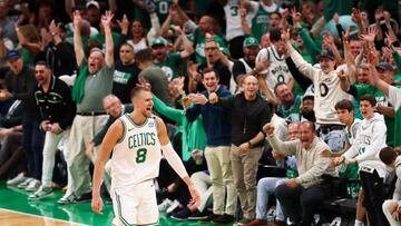 Las Finales de la NBA han comenzado. Conoce a los famosos y celebridades que apoyan a los Boston Celtics y a los Dallas Mavericks.