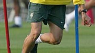 <b>CAMINO DE INGLATERRA</b>. Todo parece indicar que Juninho se marchará a Inglaterra. Los atléticos no podrán disfrutar de su calidad el año que viene. Él se lo pierde.