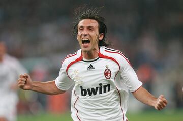 Con el Milan ganó su segunda Copa de Europa en 2007. Vengándose contra el Liverpool por la final perdida 2 años antes.