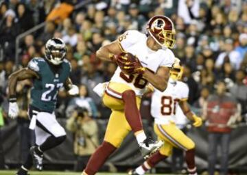 Unos minutos después llegaría la igualada en un pase por el centro de Cousins a Jordan Reed, jugada que volvería a repetirse practicamente calcada pocos minutos después para poner a los Redskins por delante. A partir de este momento, Washington llevaría siempre la delantera en el marcador.