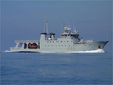 Son embarcaciones diseñadas específicamente para apoyar y colaborar en tareas relacionadas con la protección de los recursos pesqueros y la vigilancia de las actividades marítimas en zonas de interés. Equipadas con tecnología adecuada para la detección y control de actividades pesqueras, ayudando a garantizar el cumplimiento de las normativas y la conservación de los recursos marinos. Hay tres unidades denominadas: Alborán, Arnomendi y Tarifa.