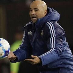 Sampaoli ofrece disculpas tras bochorno que protagonizó